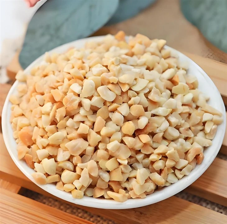 Mature Technology Roasted Peanut Crumbles Mature Technology Roasted Peanut Crumbles
